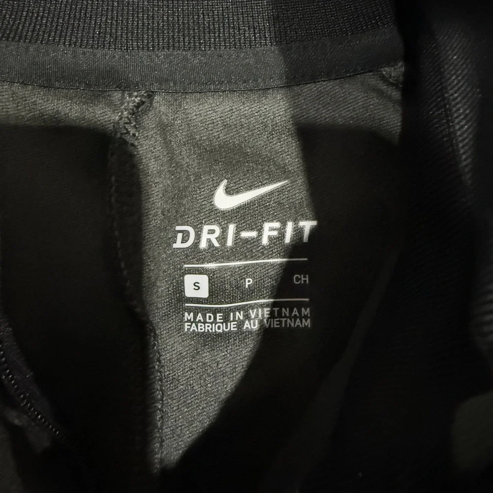 Nike Women's Golf Dri-FIT 1/4 Zip Pullover Gray Embroidered Logo Sz‎ Small NWT